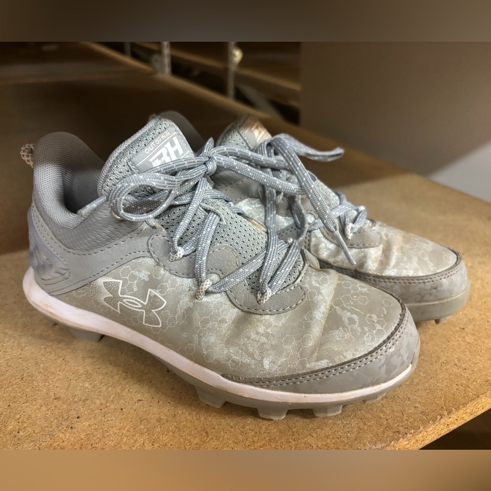Under Armour Kids Baseball Cleats